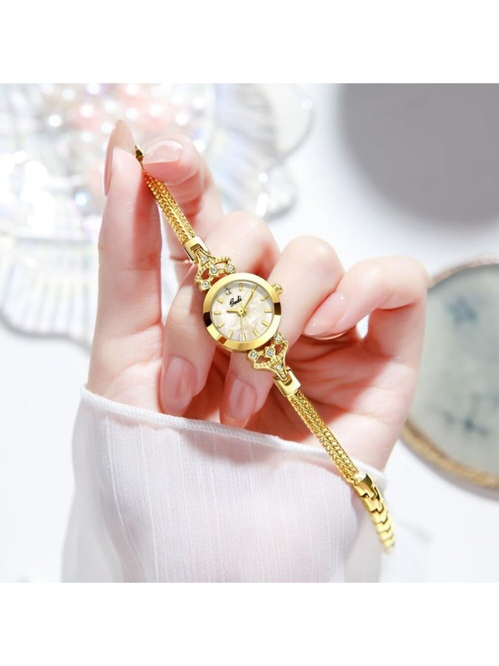 Women's Gold Elegant Steel Mesh Strap Luxury Rhinestone Pearl Dial Quartz Watch - Picture 3 of 6